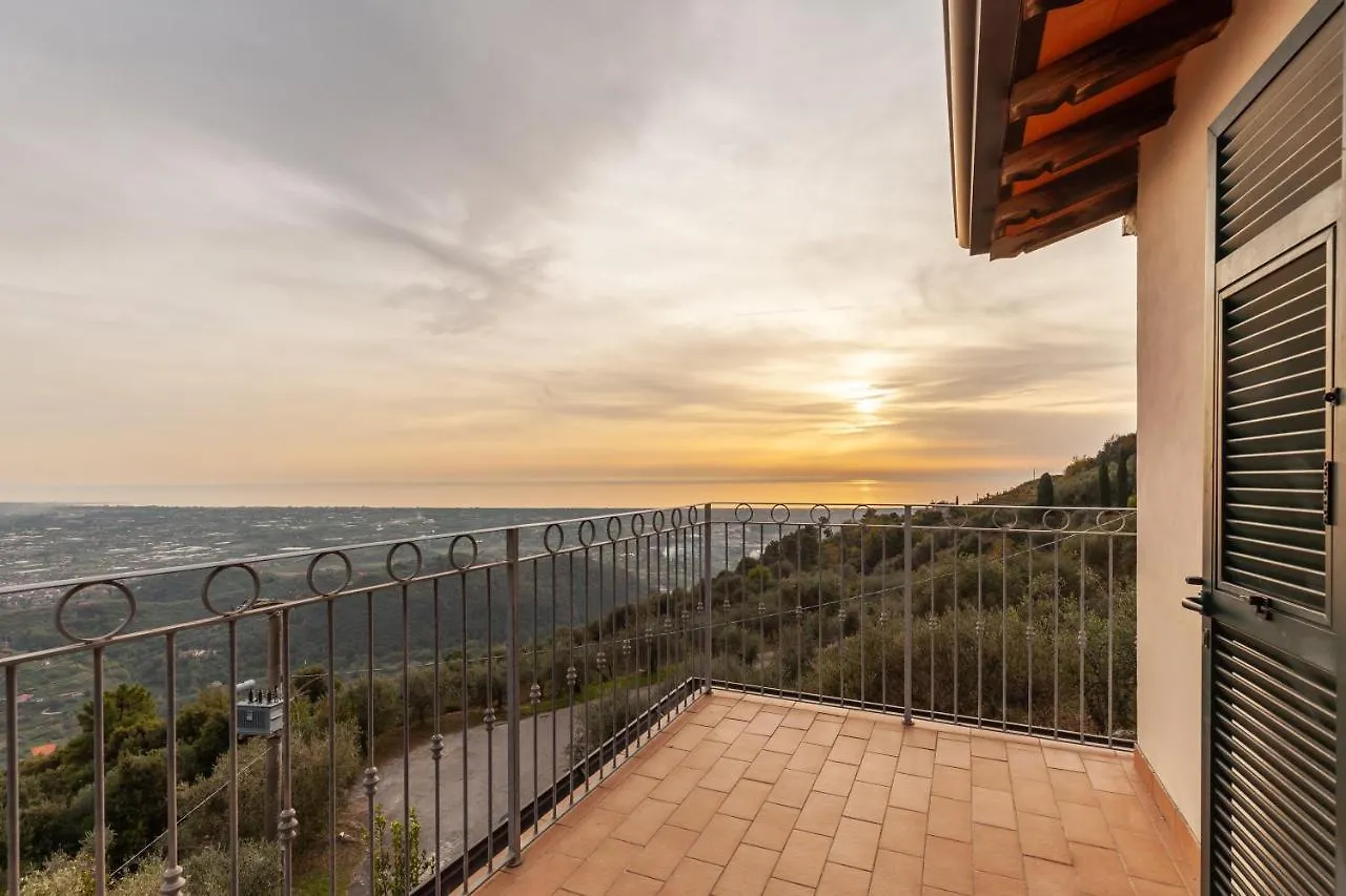Villa Martina Pietrasanta